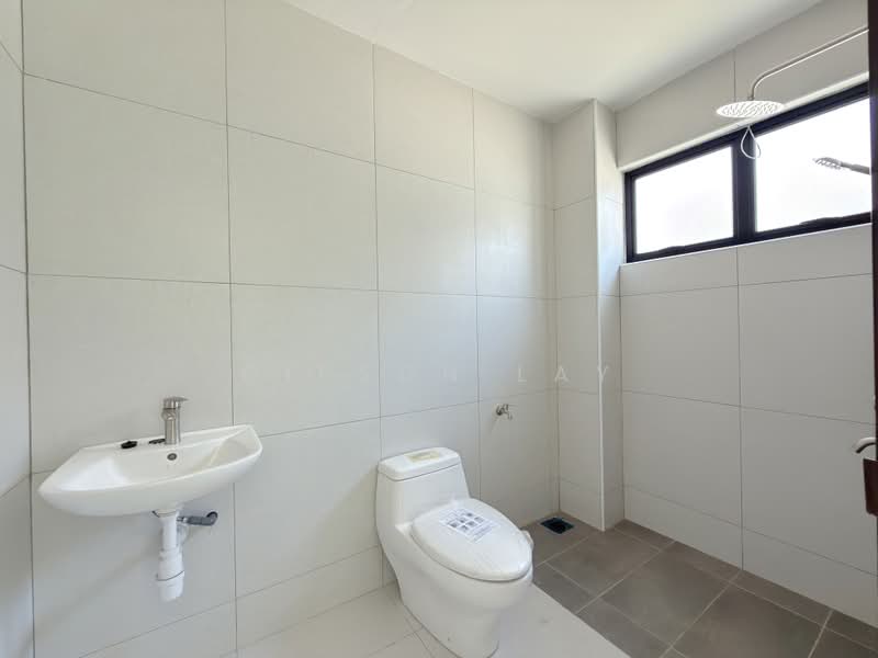 Rumah Berkembar untuk Dijual di Kluang (Johor) - Gipson Lay - PropertyGuru.com.my