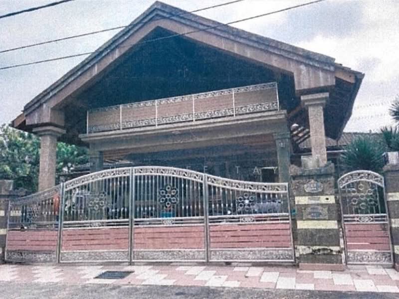 Semi-Detached House for Sale in Dengkil (Selangor) - Hannee Tay - Exterior - PropertyGuru.com.my