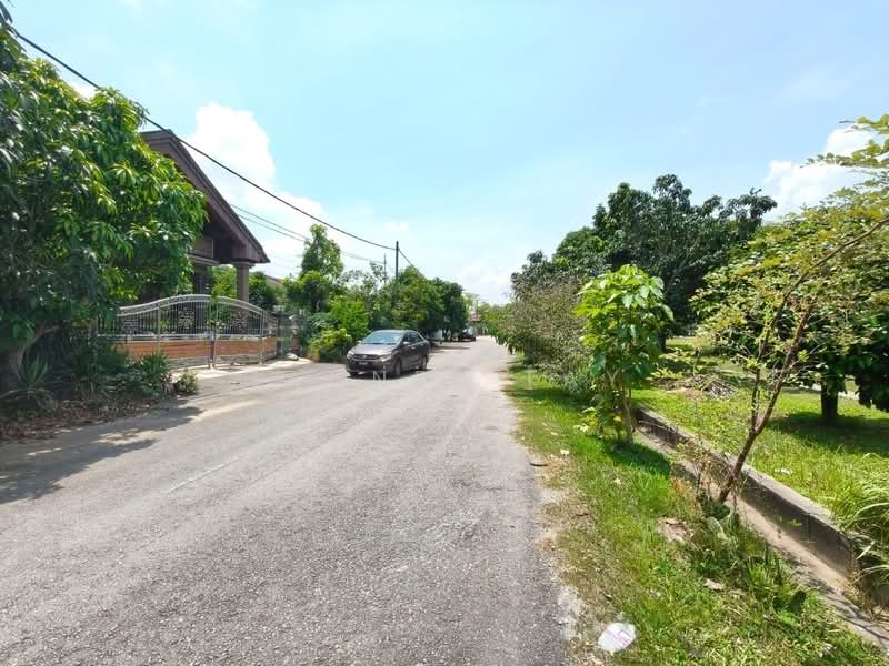 Semi-Detached House for Sale in Dengkil (Selangor) - Hannee Tay - Exterior - PropertyGuru.com.my