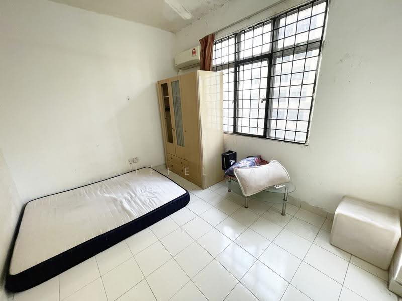 Apartment for Rent at Pangsapuri Lagoon Perdana - Eiffel Lai - Bedroom - PropertyGuru.com.my