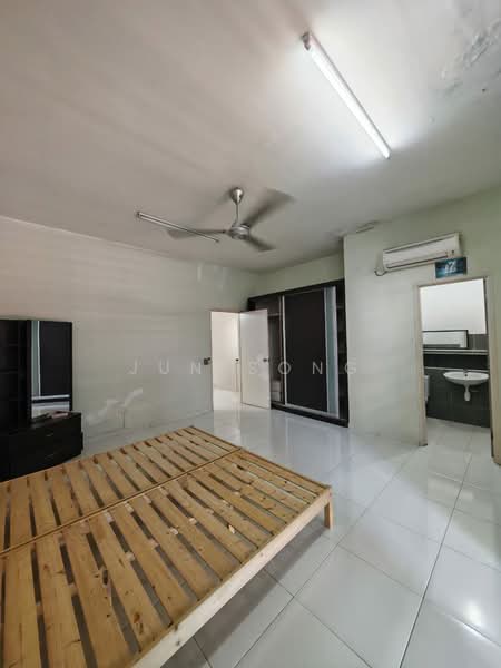 2-storey Terraced House for Rent in Setia Eco Gardens (Gelang Patah) - Jun Song - Bedroom - PropertyGuru.com.my