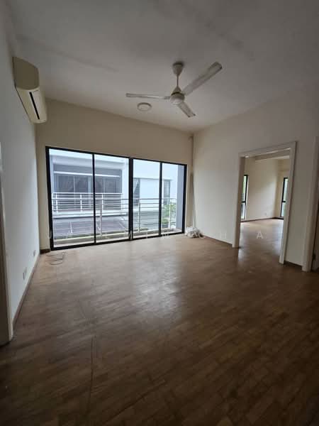3-storey Terraced House for Rent in Sutera Damansara (Damansara Damai) - Jasemin Chia - Living Room - PropertyGuru.com.my