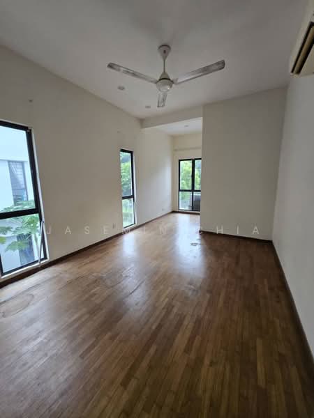 3-storey Terraced House for Rent in Sutera Damansara (Damansara Damai) - Jasemin Chia - Living Room - PropertyGuru.com.my