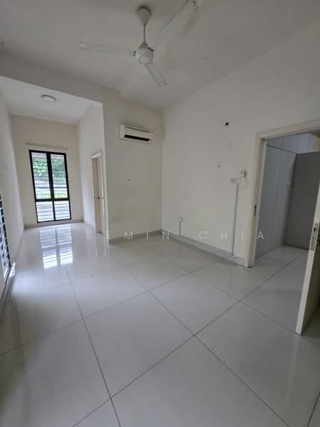 3-storey Terraced House for Rent in Sutera Damansara (Damansara Damai) - Jasemin Chia - Living Room - PropertyGuru.com.my