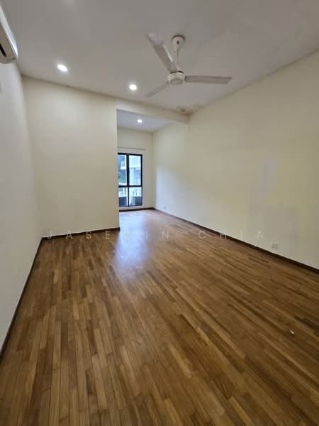 3-storey Terraced House for Rent in Sutera Damansara (Damansara Damai) - Jasemin Chia - Living Room - PropertyGuru.com.my