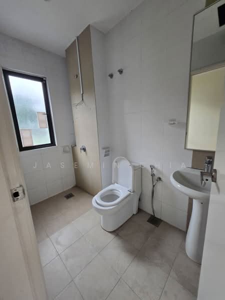 3-storey Terraced House for Rent in Sutera Damansara (Damansara Damai) - Jasemin Chia - Bathroom - PropertyGuru.com.my