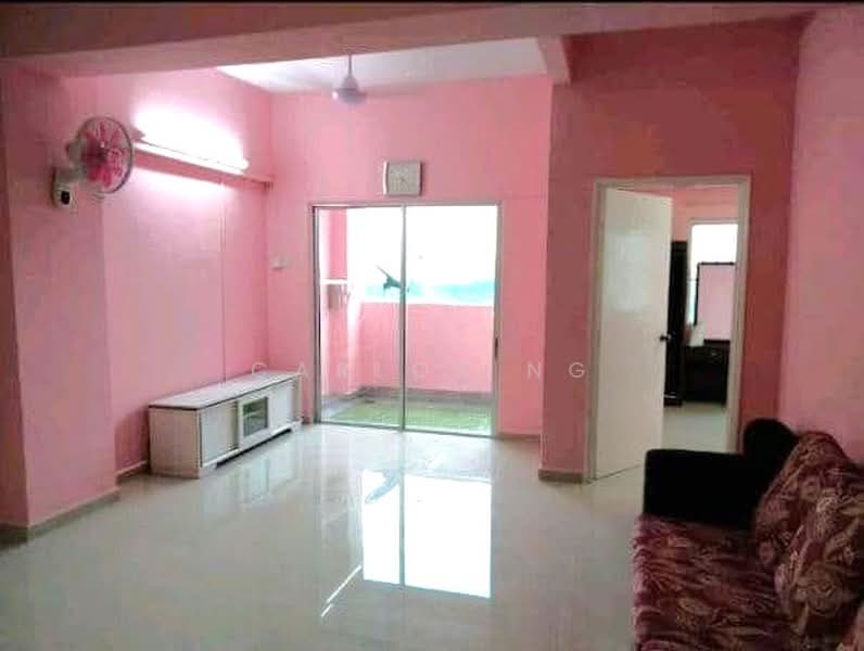 Pangsapuri untuk Dijual di Intan Apartment - Carlos Ng - Living Room - PropertyGuru.com.my
