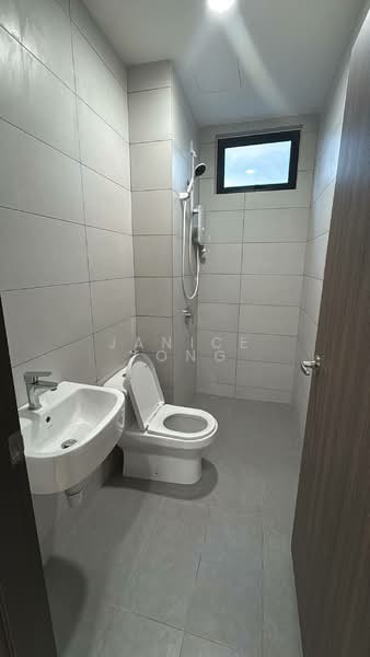 Servis Apartment untuk Disewa di Meldrum Heights (Residensi Meldrum) - Janice Yong - Bathroom - PropertyGuru.com.my