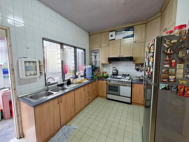 Rumah Teres 2 Tingkat untuk Dijual di Taman Kepong (Kepong) - Louis Foong - Kitchen - PropertyGuru.com.my