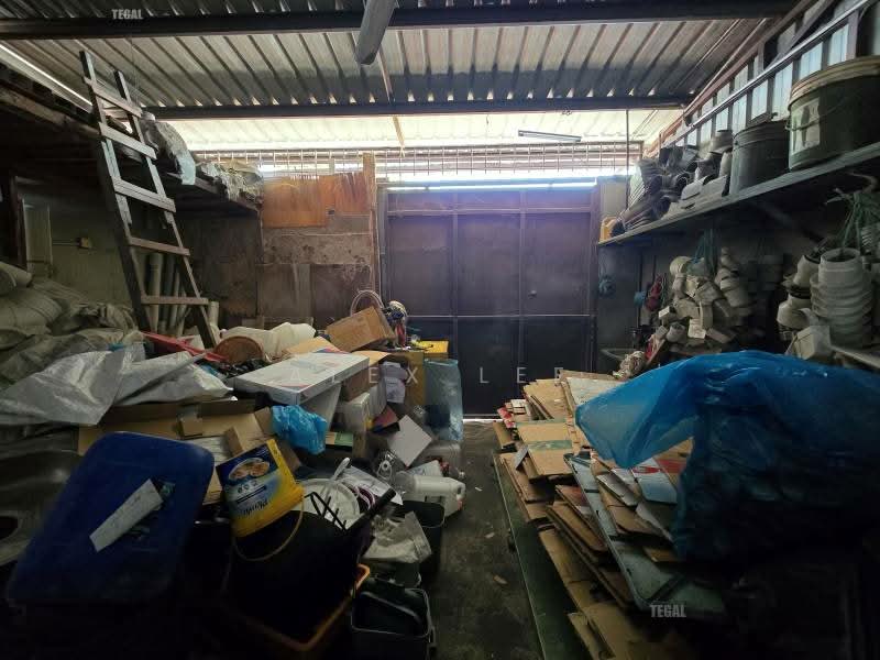 Warehouse for Sale in Puchong (Selangor) - Alex Lee - Interior - PropertyGuru.com.my