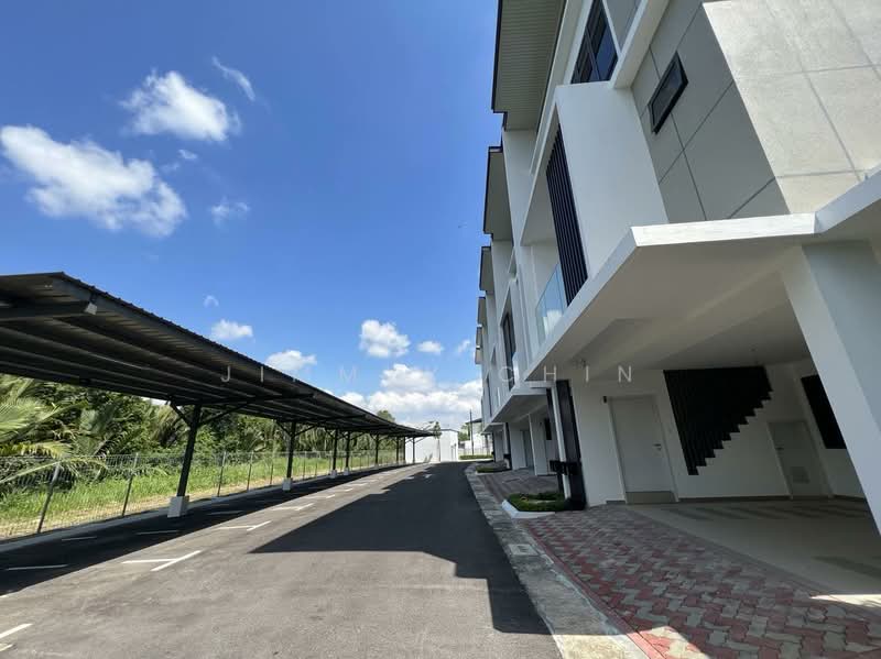 Townhouse for Sale in Kuching (Sarawak) - Jimmyy Chin - Exterior - PropertyGuru.com.my