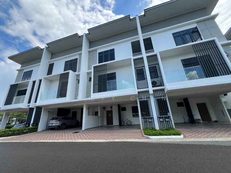 Townhouse for Sale in Kuching (Sarawak) - Jimmyy Chin - PropertyGuru.com.my