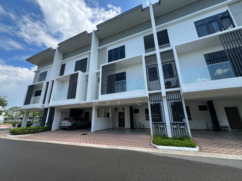 Townhouse for Sale in Kuching (Sarawak) - Jimmyy Chin - PropertyGuru.com.my