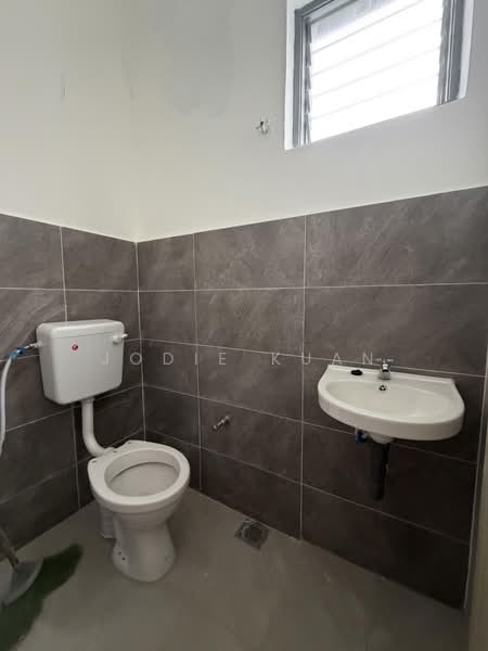Retail Space for Rent in Taman Jubilee (Ipoh) - Jodie Kuan - PropertyGuru.com.my