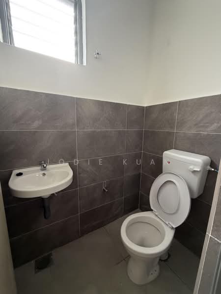 Retail Space for Rent in Taman Jubilee (Ipoh) - Jodie Kuan - PropertyGuru.com.my