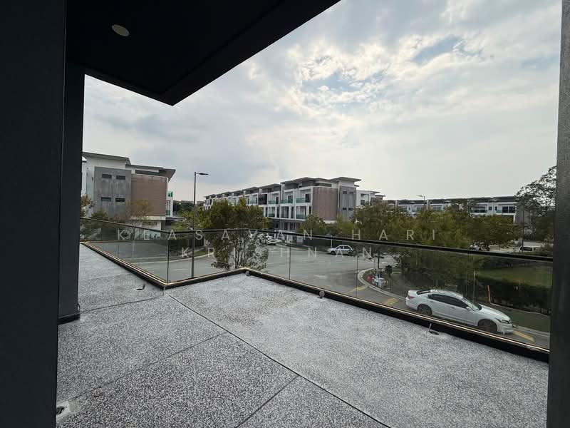 3.5-storey Terraced House for Sale in Taman Nusaputra Timur (Puchong) - Keasavan Hari Krishnan - PropertyGuru.com.my