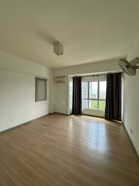 Kondominium untuk Dijual di 100 Residency - Elaine Yap - Living Room - PropertyGuru.com.my