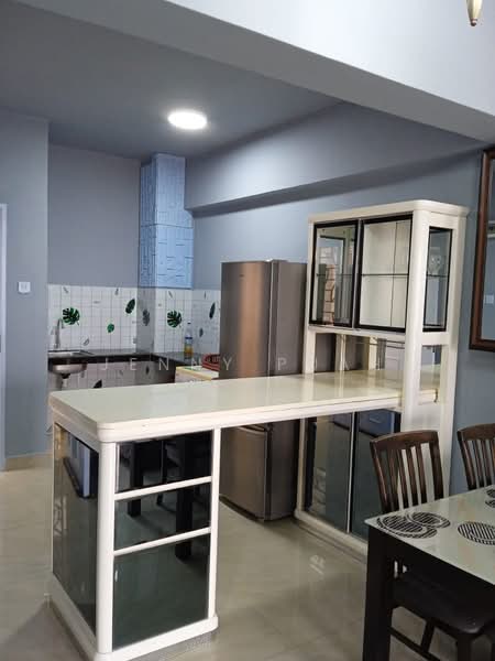 Service Residence for Rent at D'Alamanda - Jenny Puah - Kitchen - PropertyGuru.com.my