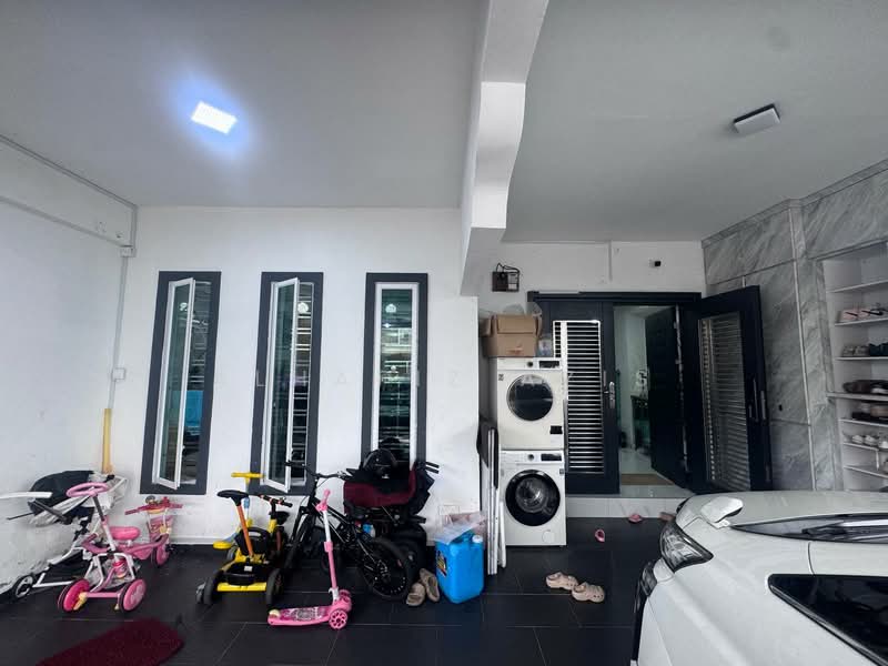 2-storey Terraced House for Sale in Taman Megah Ria (Masai) - ALHAFIZ AZIS - Entrance - PropertyGuru.com.my