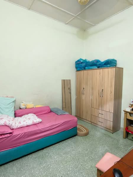 1-storey Terraced House for Sale in Taman Sri Bintang (Kepong) - Eric Per - Bedroom - PropertyGuru.com.my