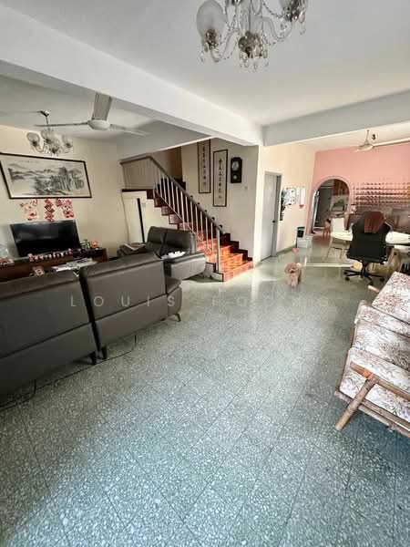 Rumah Teres 2 Tingkat untuk Dijual di Taman Kepong (Kepong) - Louis Foong - Living Room - PropertyGuru.com.my