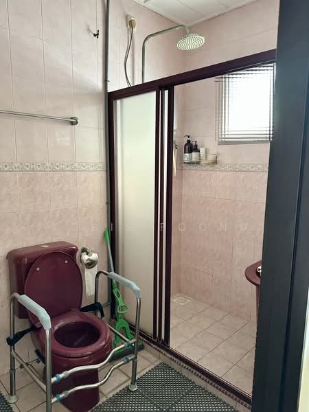 Rumah Teres 2 Tingkat untuk Dijual di Taman Kepong (Kepong) - Louis Foong - Bathroom - PropertyGuru.com.my