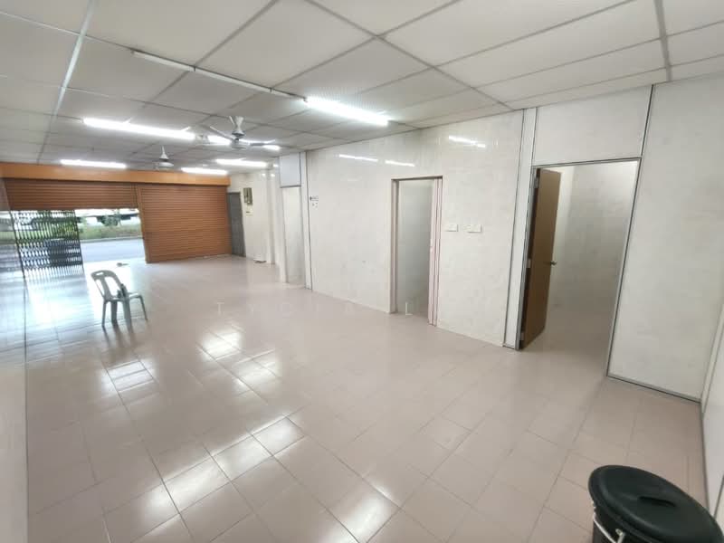 Kedai / Pejabat untuk Disewa di Taman Daya (Johor Bahru) - Tycia Law - PropertyGuru.com.my
