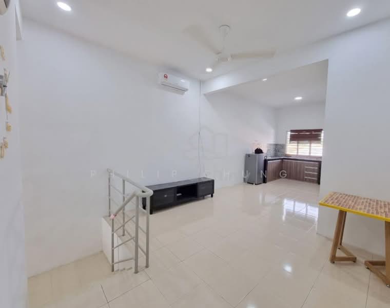 Townhouse for Sale in Taman Tasik Puchong (Puchong) - Philip Chung - Living Room - PropertyGuru.com.my