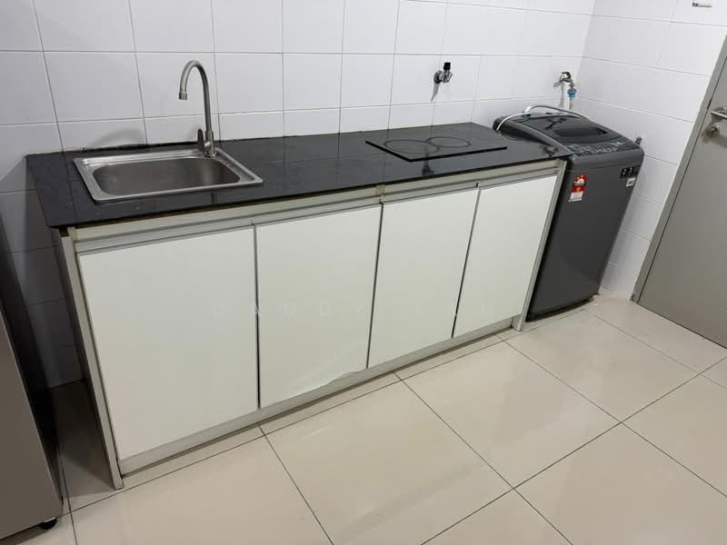 Servis Apartment untuk Dijual di Domain 5 @ NeoCyber - Candy Tan - Kitchen - PropertyGuru.com.my
