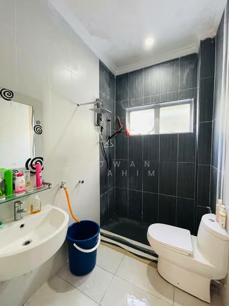 Bungalow for Sale in Sentul (Kuala Lumpur) - Ridwan Ibrahim - Bathroom - PropertyGuru.com.my