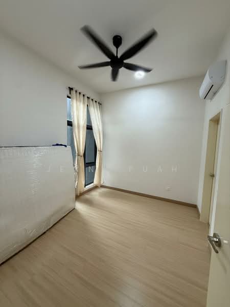 Condominium for Rent at Brezza Hill - Jenny Puah - Bedroom - PropertyGuru.com.my