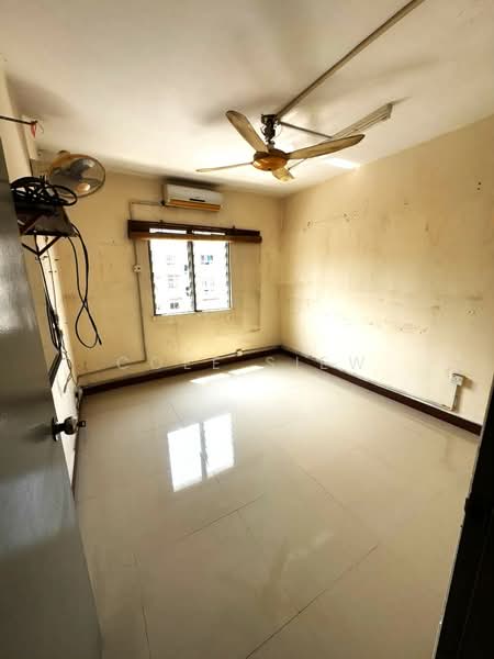 Flat for Sale at Pangsapuri Sri Meranti - Coee Siew - Interior - PropertyGuru.com.my