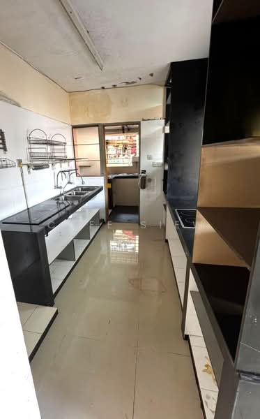Flat for Sale at Pangsapuri Sri Meranti - Coee Siew - Kitchen - PropertyGuru.com.my