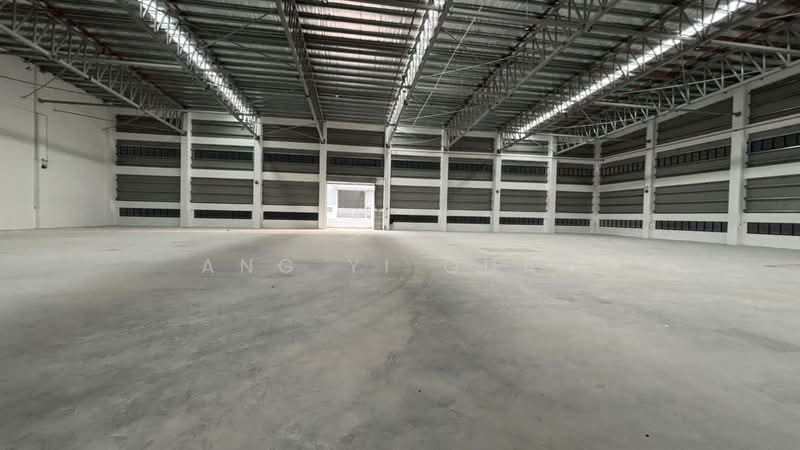 Warehouse for Sale in Subang Light Industrial Park (Subang Jaya) - Ang Yi Quan - Interior - PropertyGuru.com.my