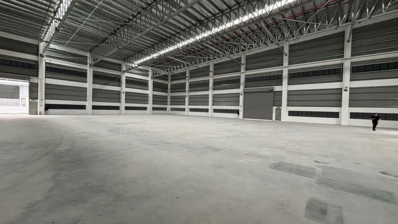 Warehouse for Sale in Subang Light Industrial Park (Subang Jaya) - Ang Yi Quan - Interior - PropertyGuru.com.my