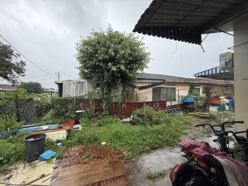 Rumah Berkembar untuk Dijual di Taman Orkid (Teluk Intan) - Kelvin Foo - Exterior - PropertyGuru.com.my