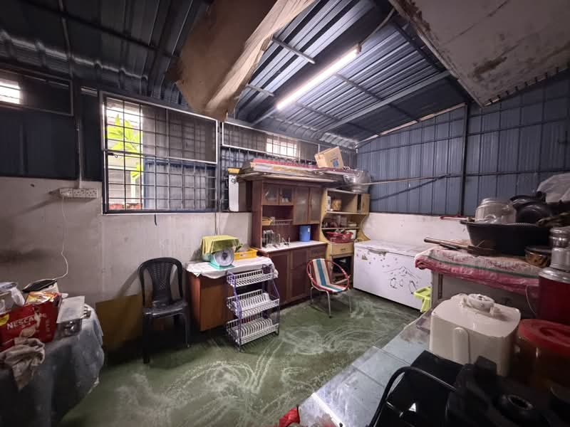 Rumah Berkembar untuk Dijual di Taman Orkid (Teluk Intan) - Kelvin Foo - Kitchen - PropertyGuru.com.my