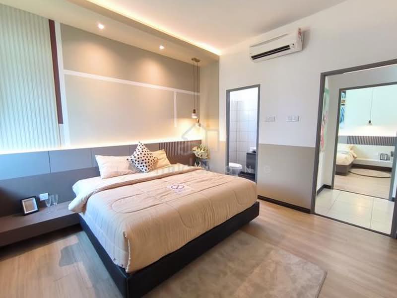 Apartment for Sale at E Residence @ Telipok - Jyan Wong - Bedroom - PropertyGuru.com.my