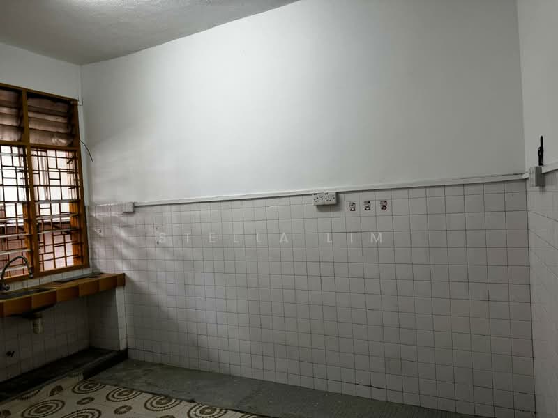 2-storey Terraced House for Sale in Taman Rakyat (Cheras) - Stella Lim - Kitchen - PropertyGuru.com.my