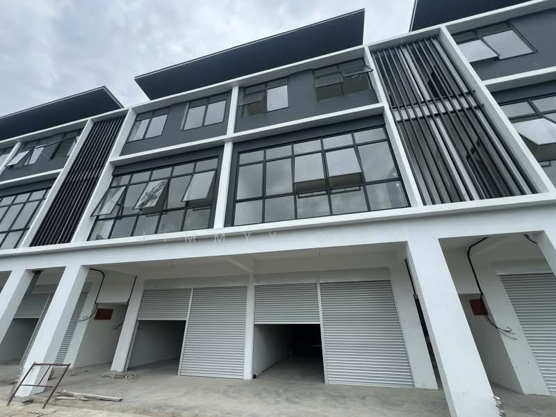 Shop for Sale in Kuching (Sarawak) - Jimmyy Chin - Exterior - PropertyGuru.com.my