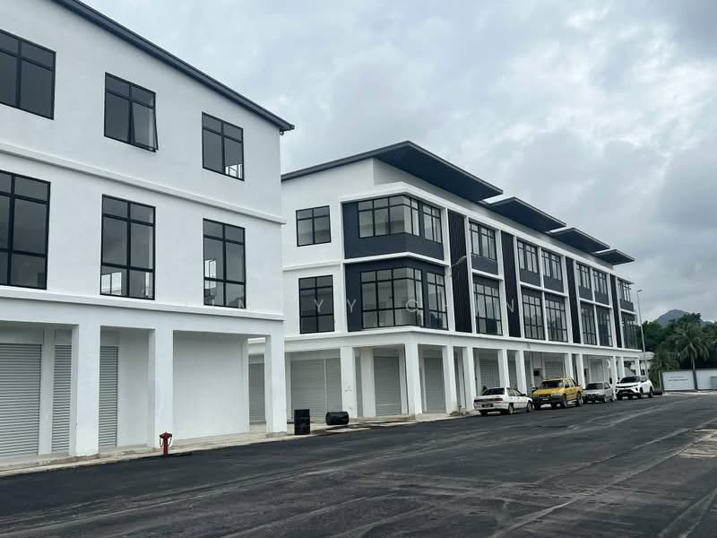 Shop for Sale in Kuching (Sarawak) - Jimmyy Chin - PropertyGuru.com.my