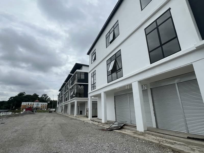 Shop for Sale in Kuching (Sarawak) - Jimmyy Chin - Exterior - PropertyGuru.com.my