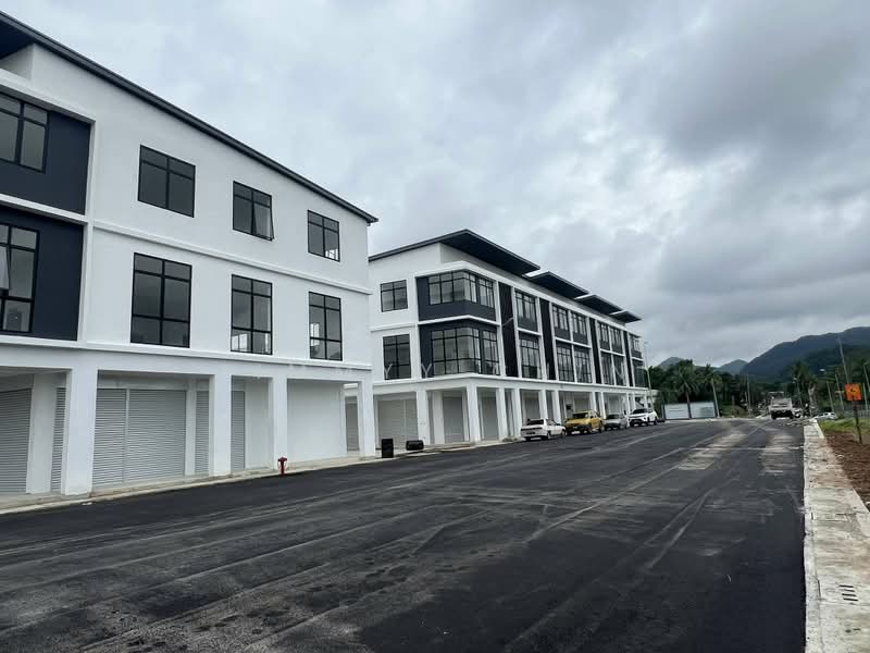 Shop for Sale in Kuching (Sarawak) - Jimmyy Chin - PropertyGuru.com.my