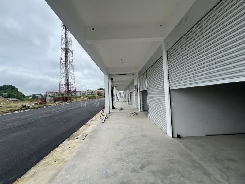 Shop for Sale in Kuching (Sarawak) - Jimmyy Chin - Exterior - PropertyGuru.com.my