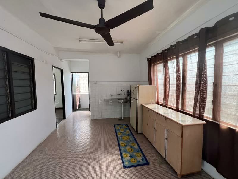Flat for Rent at Taman Anika - Geoffery Wee - Kitchen - PropertyGuru.com.my