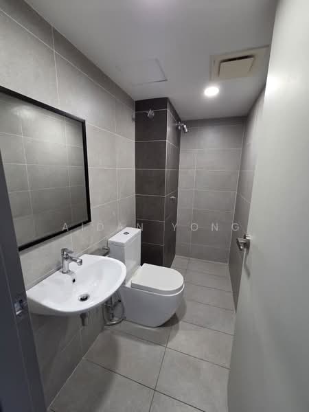 Service Residence for Sale at Pinnacle Petaling Jaya - Aidan Yong - Bathroom - PropertyGuru.com.my