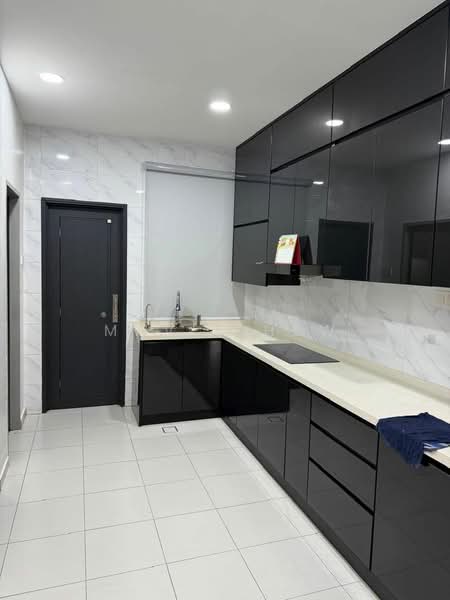 Rumah Teres 2.5 Tingkat untuk Disewa di Taman Scientex Utama (Senai) - Mavis Hew - Kitchen - PropertyGuru.com.my