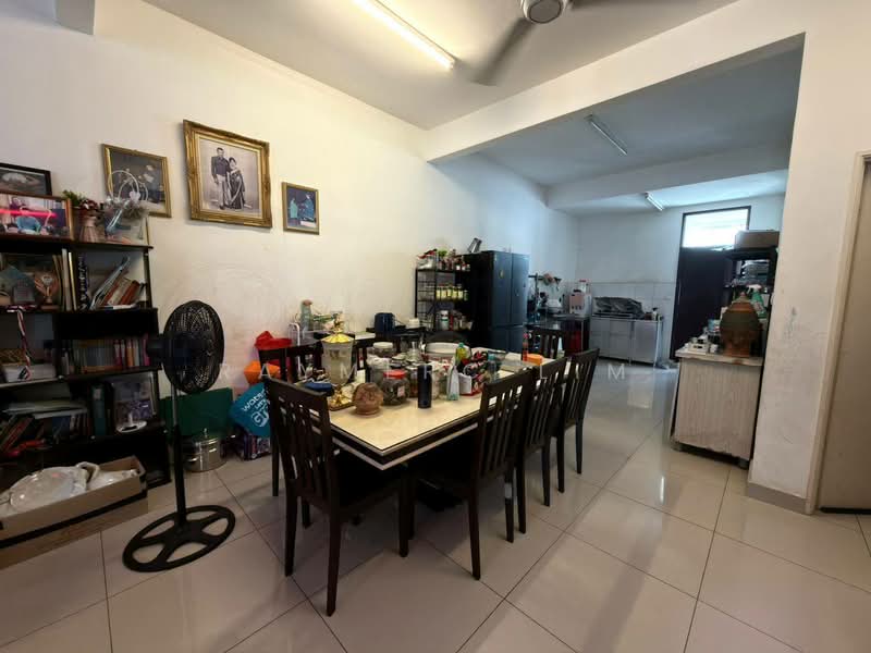 2-storey Terraced House for Sale in Rawang (Selangor) - Raymerc Lim - Dining Room - PropertyGuru.com.my