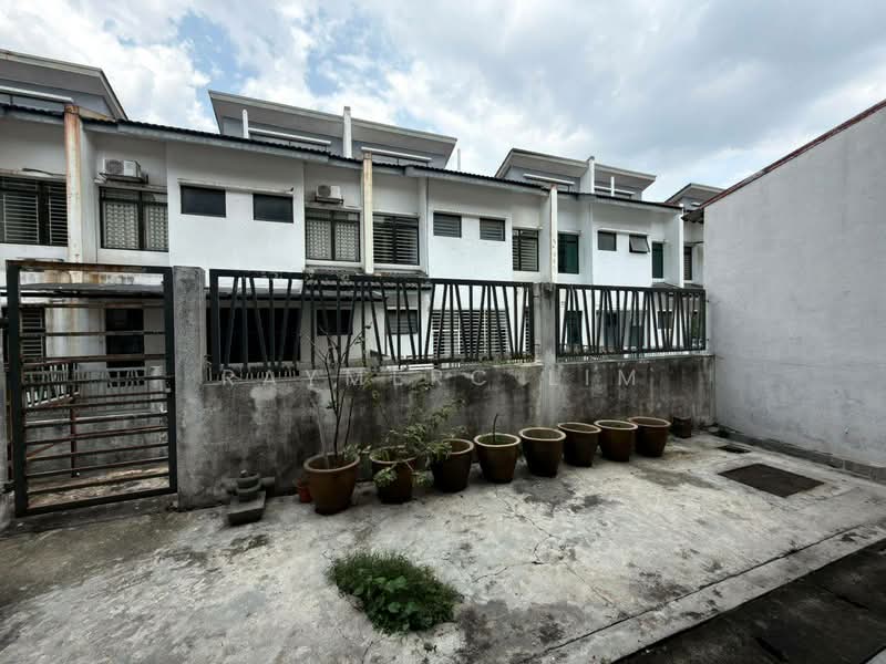 2-storey Terraced House for Sale in Rawang (Selangor) - Raymerc Lim - Exterior - PropertyGuru.com.my