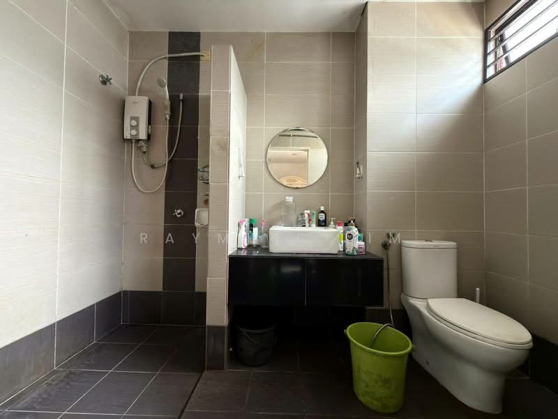 2-storey Terraced House for Sale in Rawang (Selangor) - Raymerc Lim - Bathroom - PropertyGuru.com.my